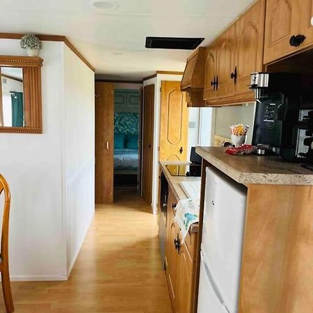 Chalet Dans La Foret Proche Disney La Houssaye-en-Brie Bagian luar foto