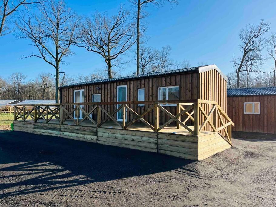 Chalet Dans La Foret Proche Disney La Houssaye-en-Brie Bagian luar foto